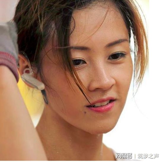 “西施搬运工”网友：没见过这么美的女搬运Kaiyun 开云工(图4)