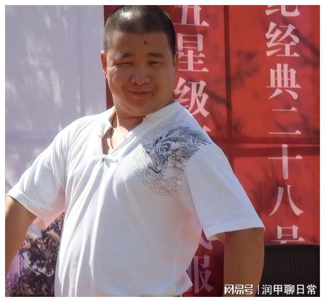 孙小宝的跌宕人Kaiyun 开云生：从迎娶19岁金玲、认网红干爹到心梗住院(图6)